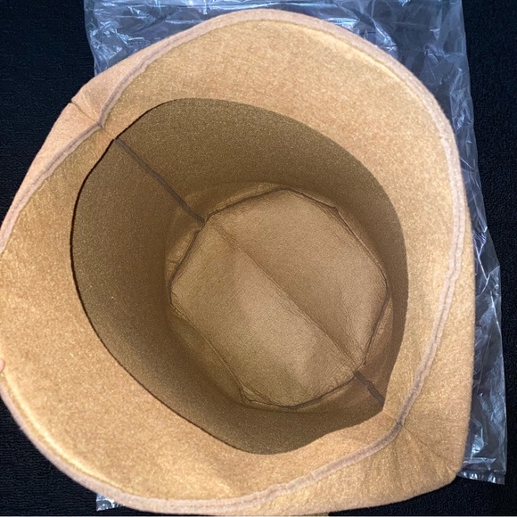 Lion storage - Picture 7 of 10